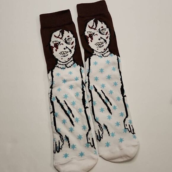 NWOT Men's (unisex) Regan from The Exorcist Socks Size 7-10 - Picture 1 of 5